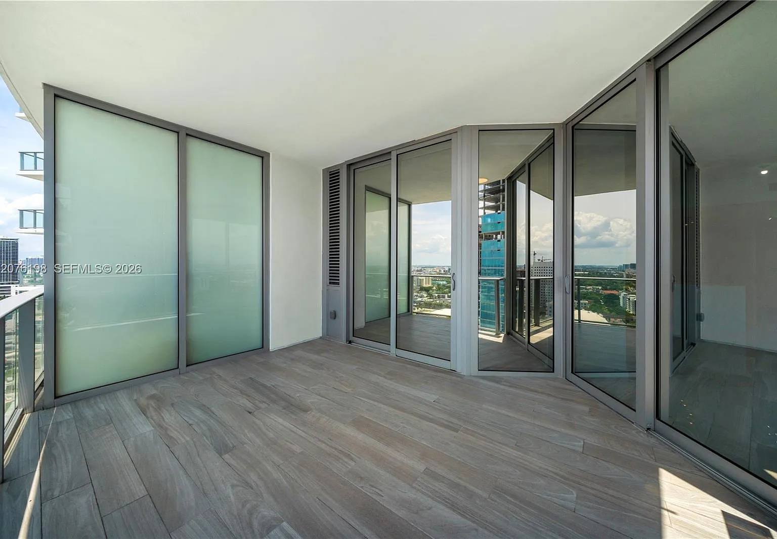 Paramount Miami Worldcent — Photo 3