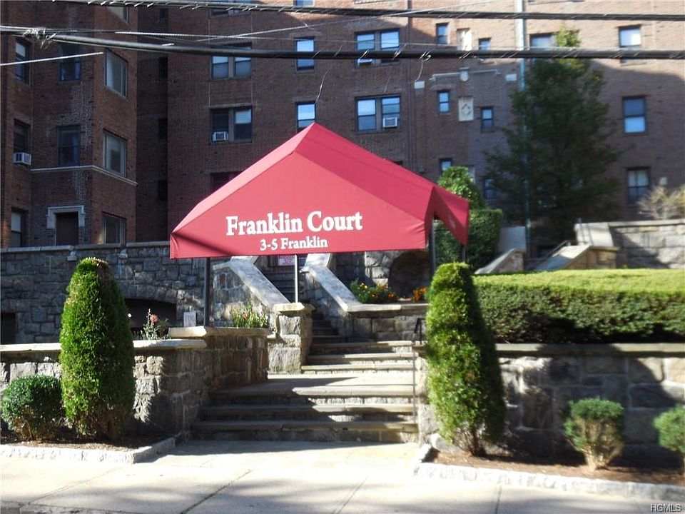 1st image of 3 Franklin Ave APT 6N