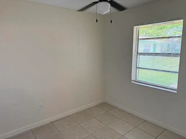 4911 Gulfstream Rd — Photo 8