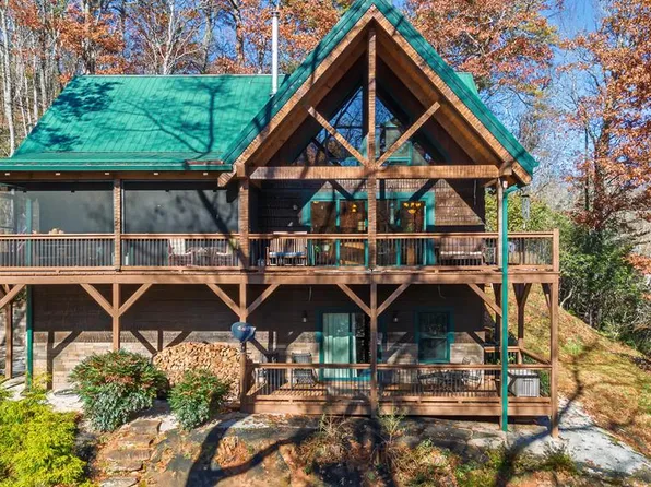 151 Diamond Falls Blvd, Franklin, NC 28734