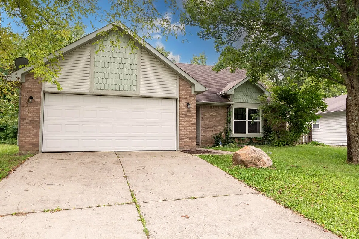11325 Sweetleaf Drive — Photo 3