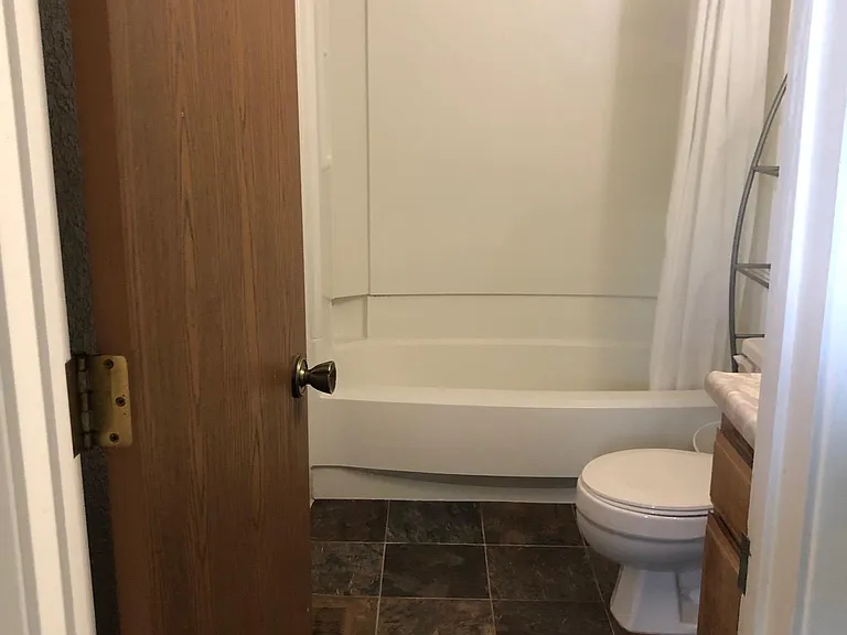 1855 Putnam Dr — Photo 10