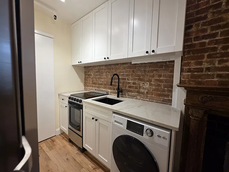 548 W 142nd St #1 — Photo 1