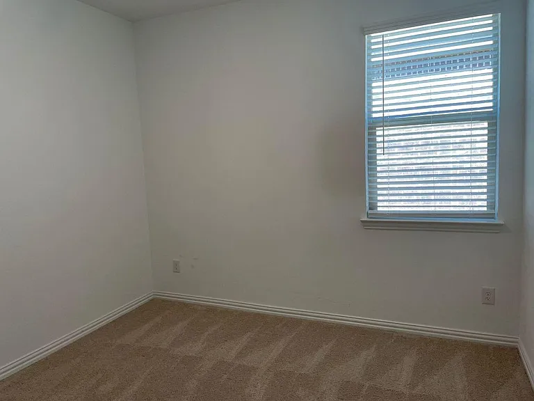 1836 Da Vinci Dr — Photo 8