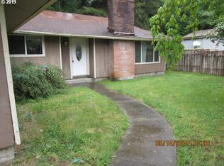 1068 NW Sunset Dr, Toledo, OR