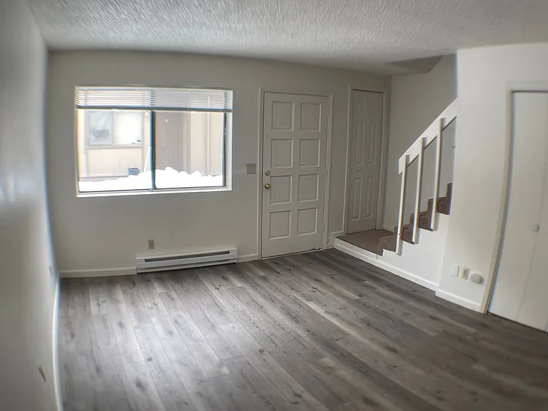 2110 N East St — Photo 4