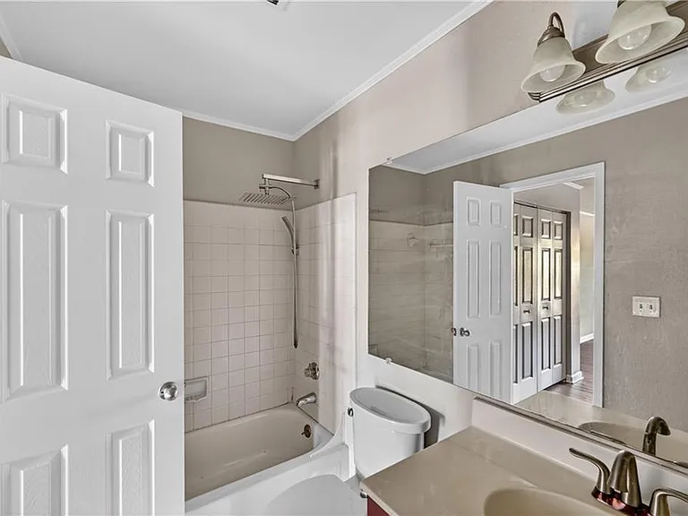 2657 Lenox Rd #H110 — Photo 12