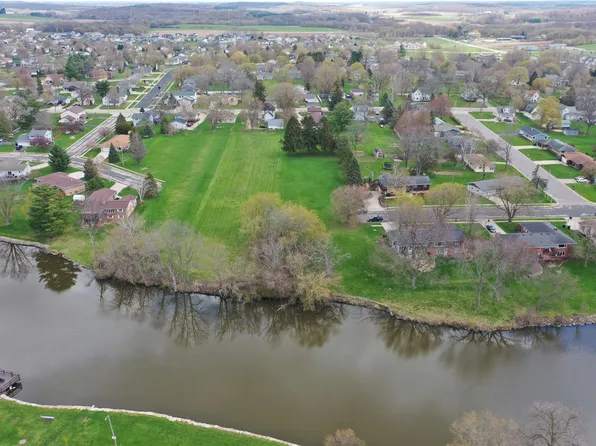 LOT 2 Maunesha Dr, Marshall, WI 53559