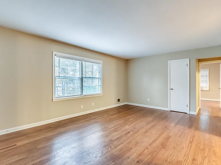3331 Old Montgomery Hwy — Photo 7