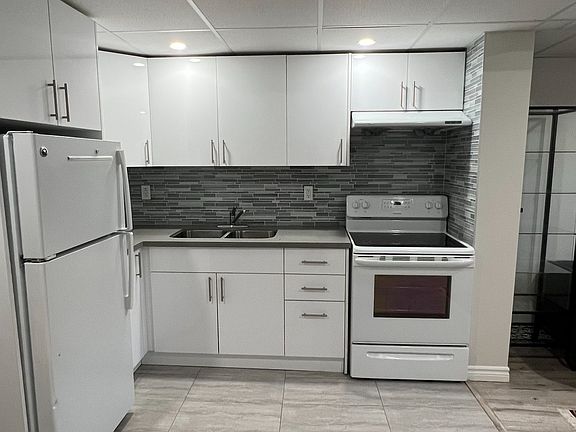 2nd image of 9 Claudview St
