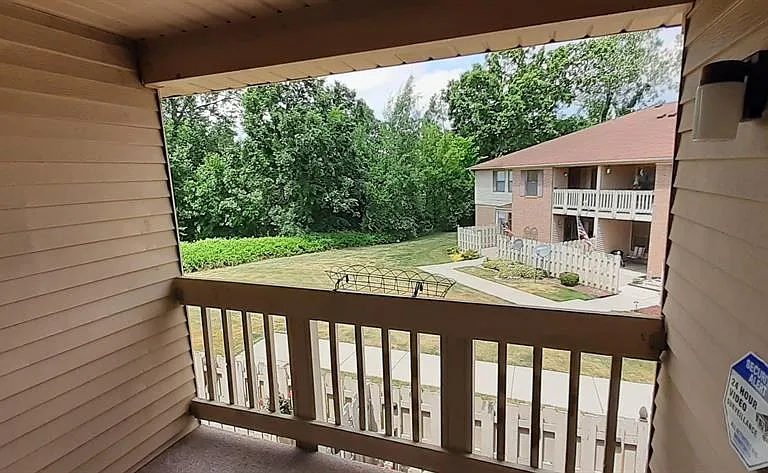 61210 Greenwood Dr #56 — Photo 3