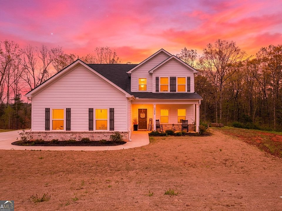 1st image of 171 Strickland Loop