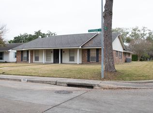 7802 Wickersham Ln, Houston, TX 77063