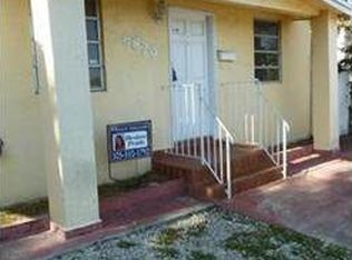 6829 SW 25th St, Miami, FL 33155