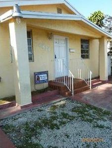 6829 SW 25th St, Miami, FL, 33155