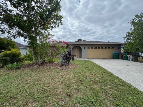 524 SW 25th Ter