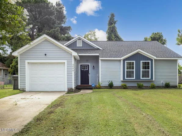 2606 Idlebrook Circle, Midway Park, NC 28544
