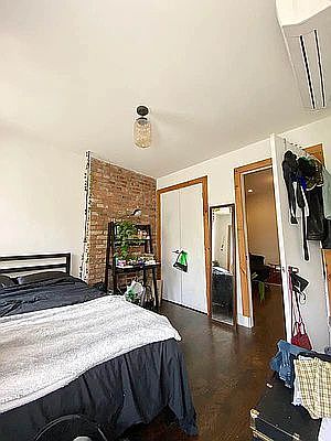 1st image of 760 Willoughby Ave #3