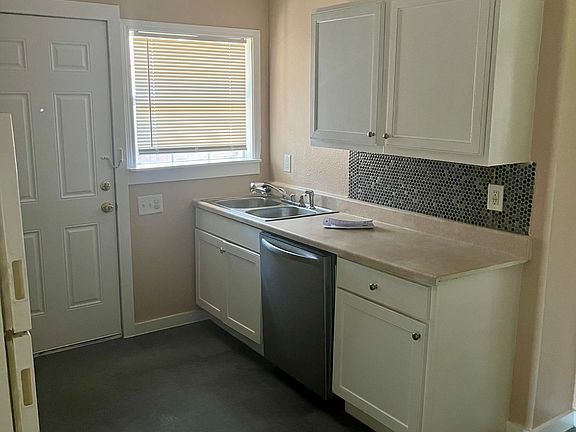 5th image of 632 W Neely St #632