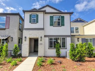 3295 Chickadee Ct, West Sacramento, CA