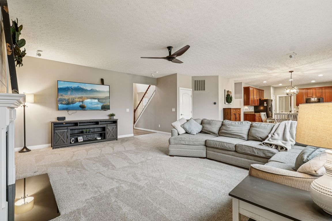 next background image