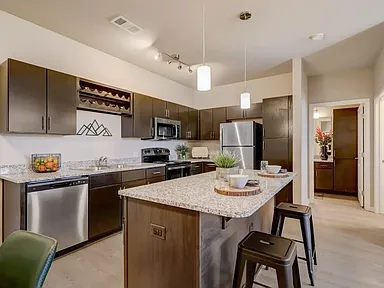 2 Bed 2 Bath Grand Courtyard