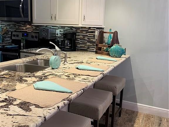 4th image of 25901 Hickory Blvd APT 105