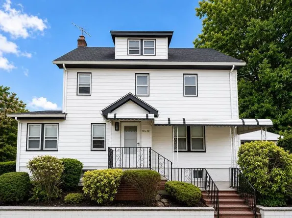 194-21 Hollis Avenue image 1 of 37