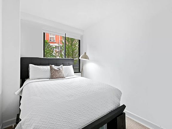 3rd image of 16 W 16th St APT 1BN