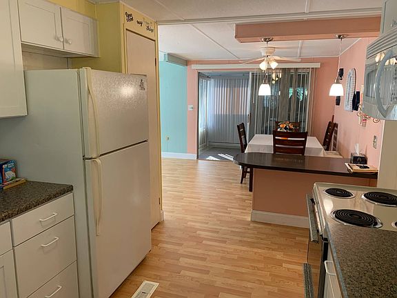 3rd image of 5626 Taylor Ave