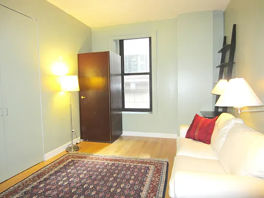 Rented by Keller Williams NYC | media 18