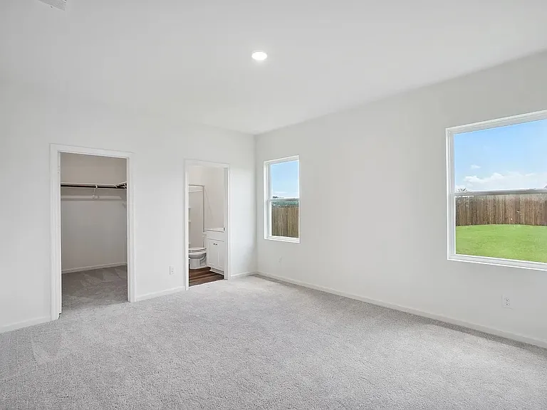 6083 Mojave Dr — Photo 4