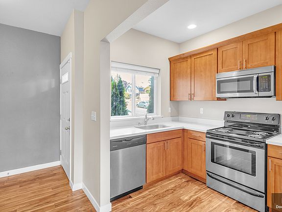 3rd image of 4841 S Chicago St