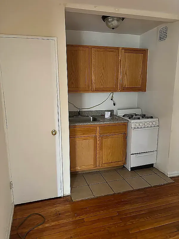 139-05 85th Drive — Photo 1