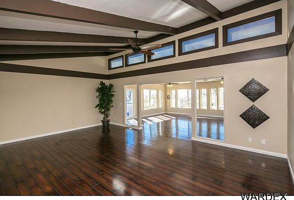 2nd image of 2884 Saratoga Ave