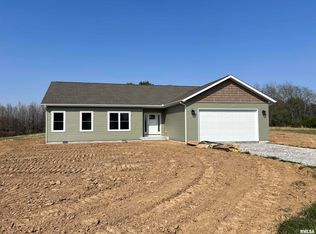 150 Edgewater Dr, Murphysboro, IL 62966