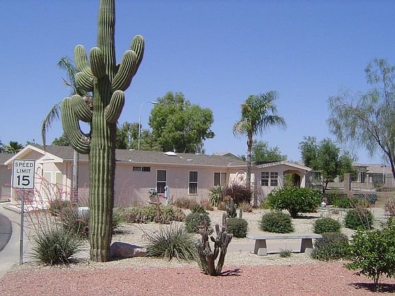 3rd image of 6551 S Oakmont Dr