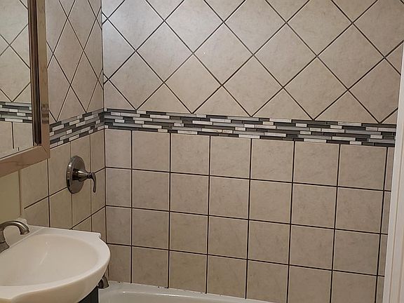 5th image of 7206 W Wellington Ave APT 1D