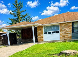 31 Daphne Cres, Barrie, ON L4M 2Y7