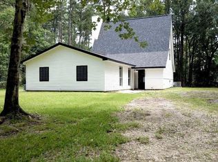 3298 Colonial Dr, Kountze, TX 77625