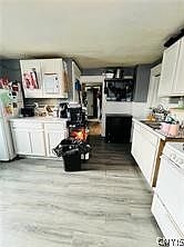 5th image of 400 Henry St