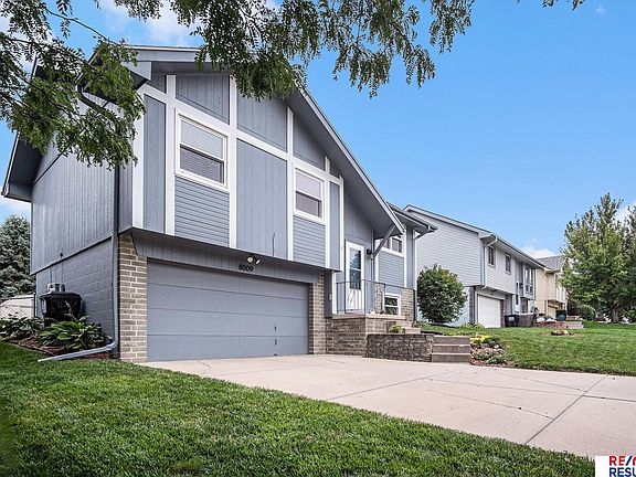 3rd image of 8009 S 152nd St