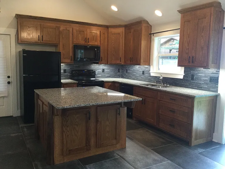 132 Retreat Ln — Photo 7