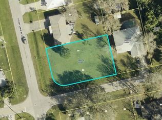 2180 Poinciana Blvd, Fort Myers, FL 33905