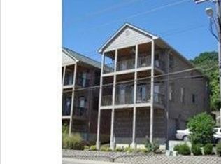 2332 Riverside Dr, Cincinnati, OH 45202