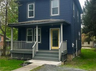 87 Maple St, Newburgh, NY 12550