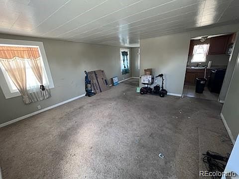 2nd image of 6060 Locust Street