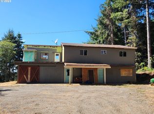 27574 Sitka Ln, Gold Beach, OR