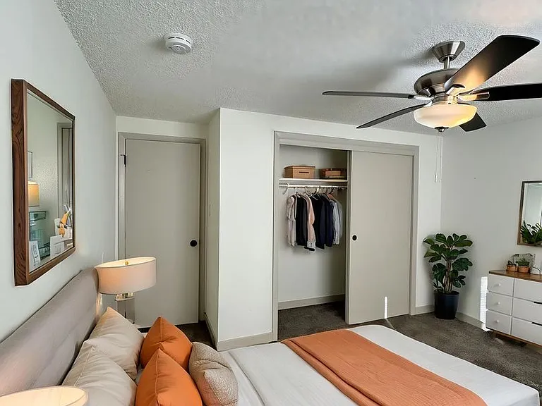 2915 Straus Ln. — Photo 13