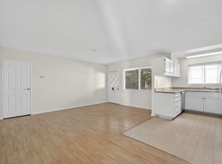 1815 Ednamary Way APT B, Mountain View, CA 94040